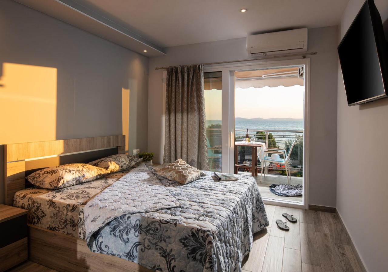 Sunset Studios - Suites With Seaview & Back Side Apartements Toroni Exterior photo