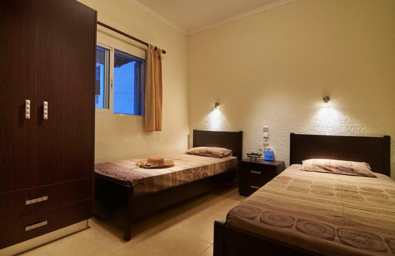 Sunset Studios - Suites With Seaview & Back Side Apartements Toroni Exterior photo